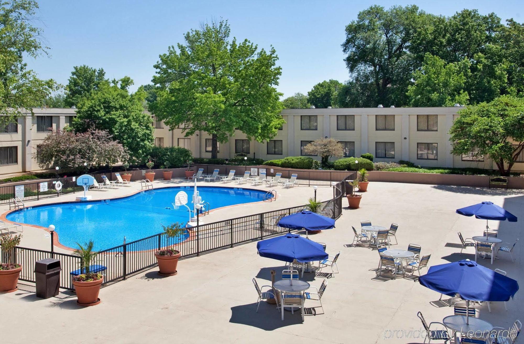 Holiday Inn Country Club Plaza Kansas City Eksteriør bilde