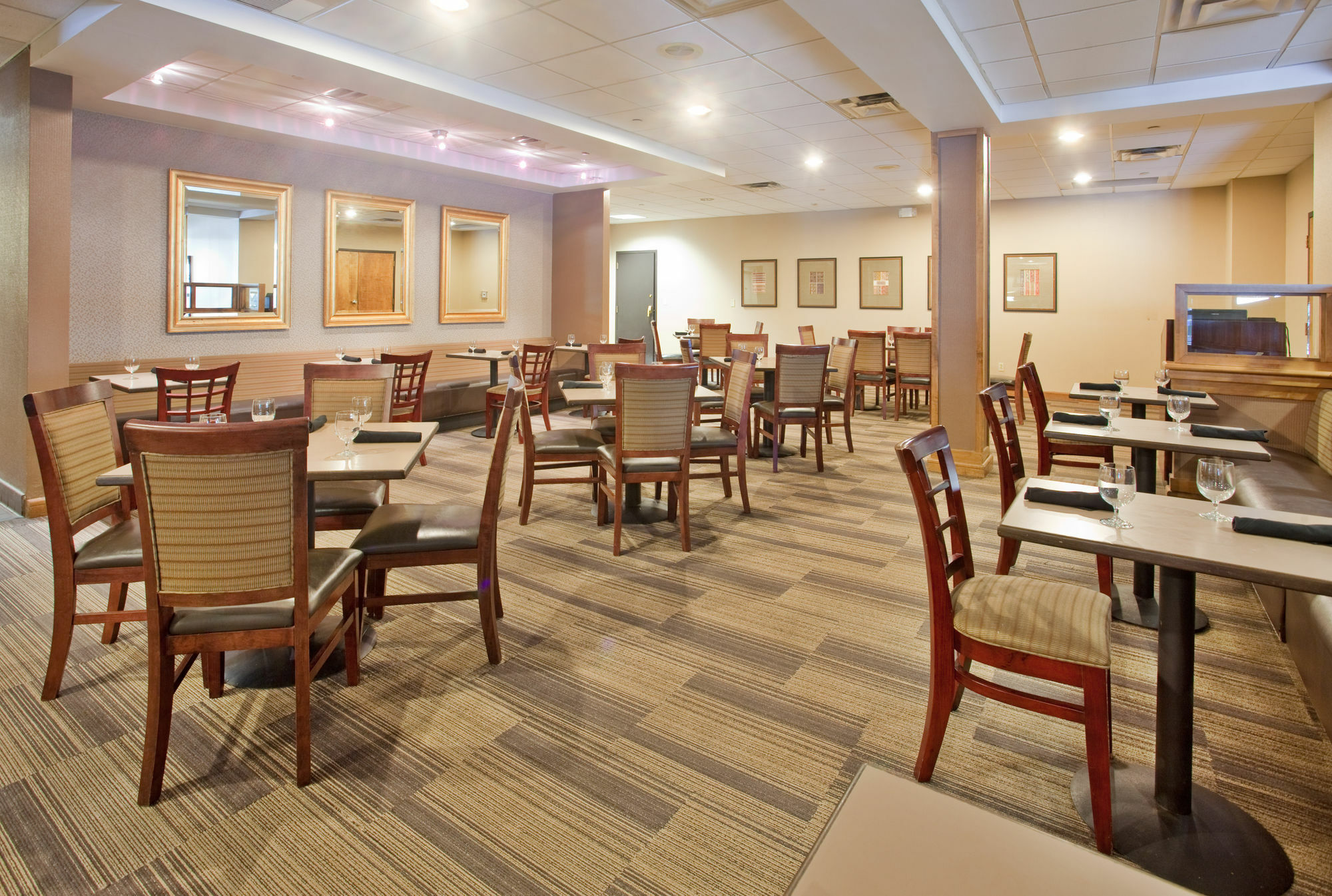 Holiday Inn Country Club Plaza Kansas City Eksteriør bilde
